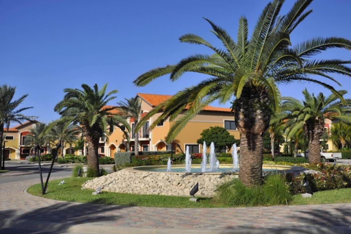 فيلا Spectacular House In Gold Coast شاطئ بالم المظهر الخارجي الصورة