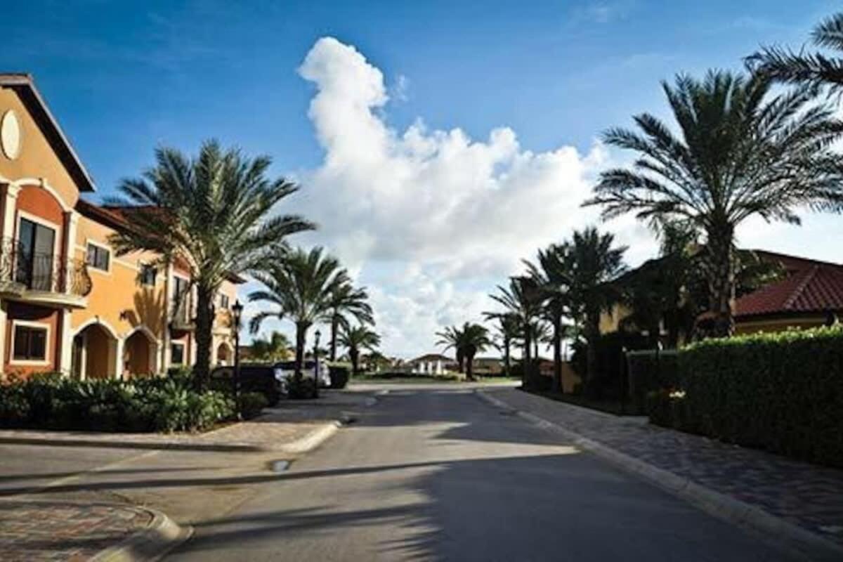 فيلا Spectacular House In Gold Coast شاطئ بالم المظهر الخارجي الصورة