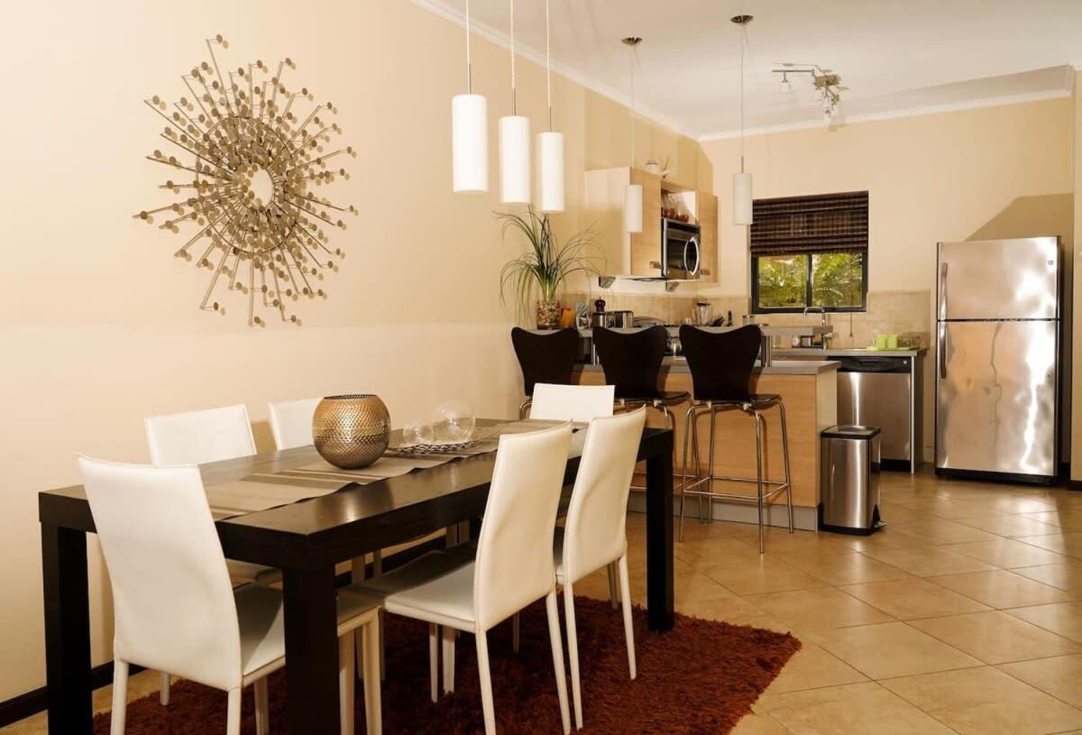 فيلا Spectacular House In Gold Coast شاطئ بالم المظهر الخارجي الصورة