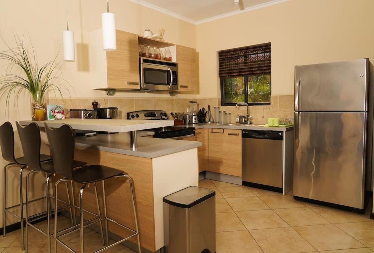 فيلا Spectacular House In Gold Coast شاطئ بالم المظهر الخارجي الصورة